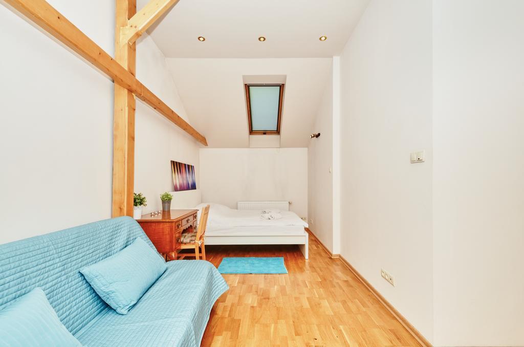 Singer Apartament Kraków